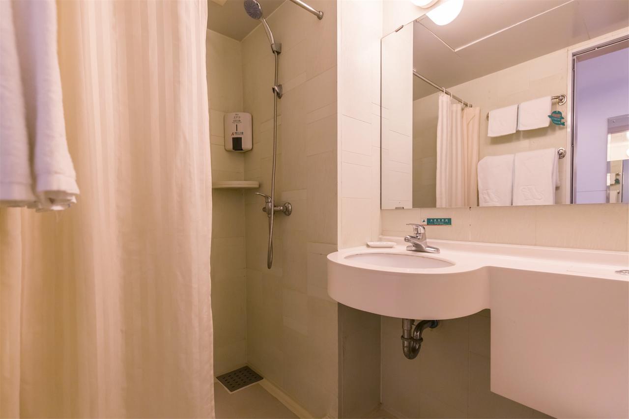 Jinjiang Inn Foshan Zumiao Qinren Road Экстерьер фото